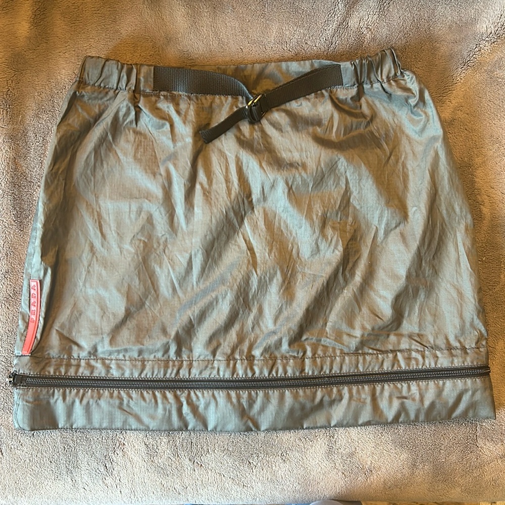 Prada Vintage Waterproof Mini-length to Mid-Length Skirt - Charcoal Gray